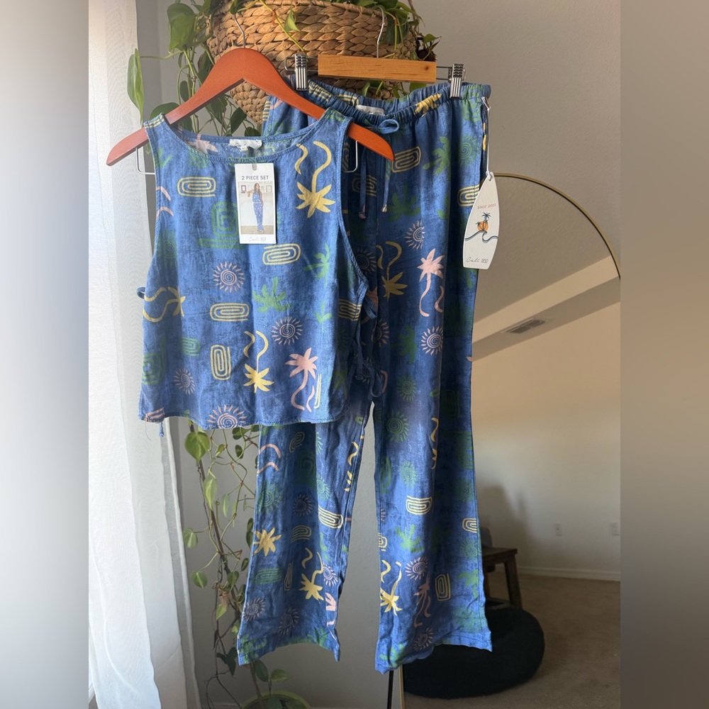 Chic Blue Women's Set - Picture 2 of 11